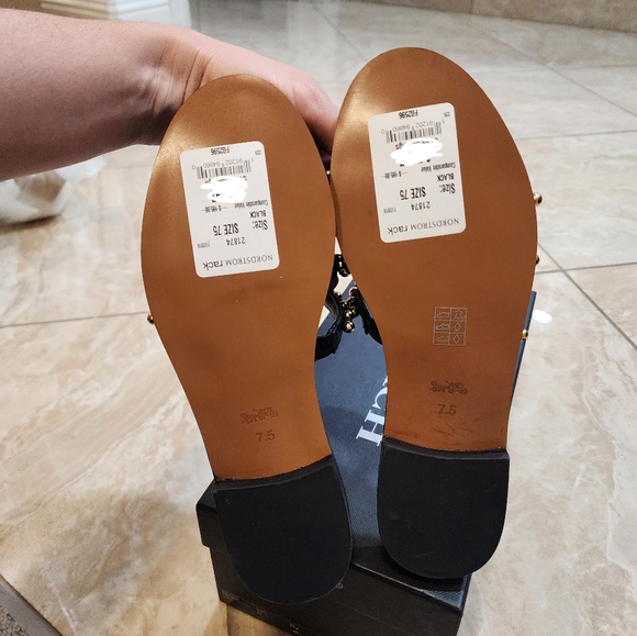 Brand New Coach Slide Sandals - Picture 4 of 4